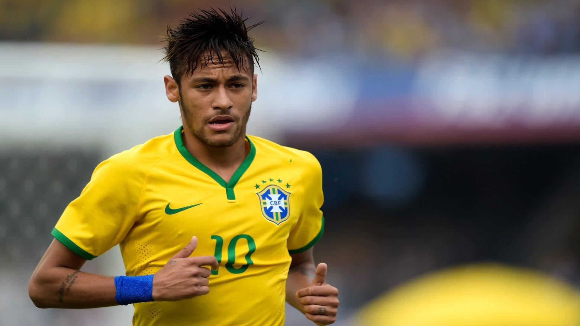 韩佳奇回应争议言论，用实力打破刻板印象，留洋梦助力中国足球正名